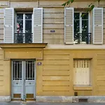 Bright & Serene 1Bd Retreat Canal Saint-Martin